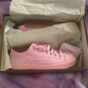 Low top Burberry sneaker